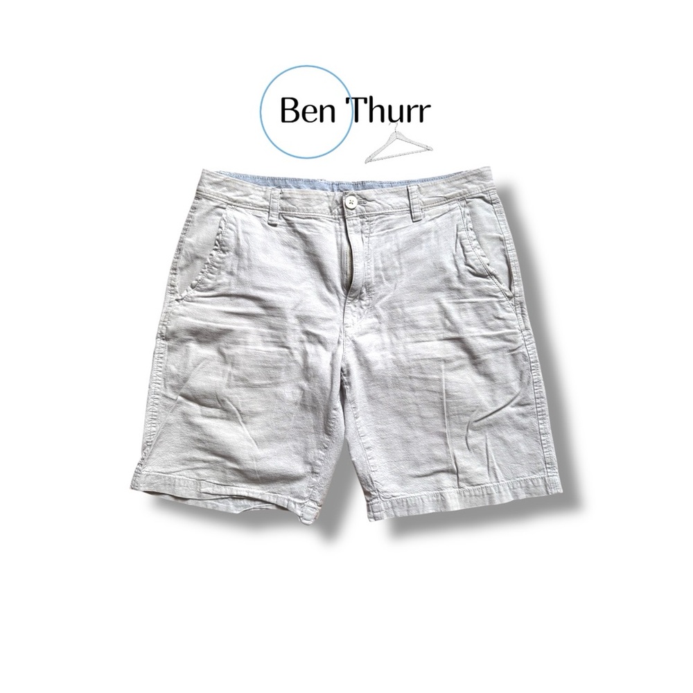 Size 32 - Van Heusen Linen Shorts